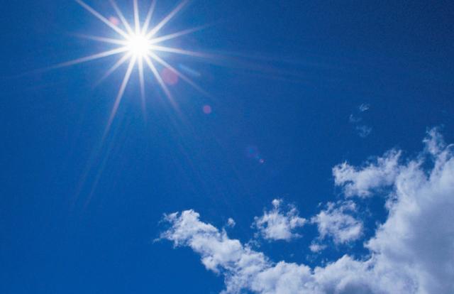 暑い夏がやってきます！太陽光発電の安全性は隠れた危険になります。ヒューズを選択することは非常に重要です。