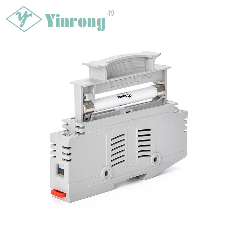 1500VDC 30A 10×85mm 太陽光発電 DIN レールヒューズホルダーが最新の太陽光発電システムにとって重要な安全コンポーネントである理由